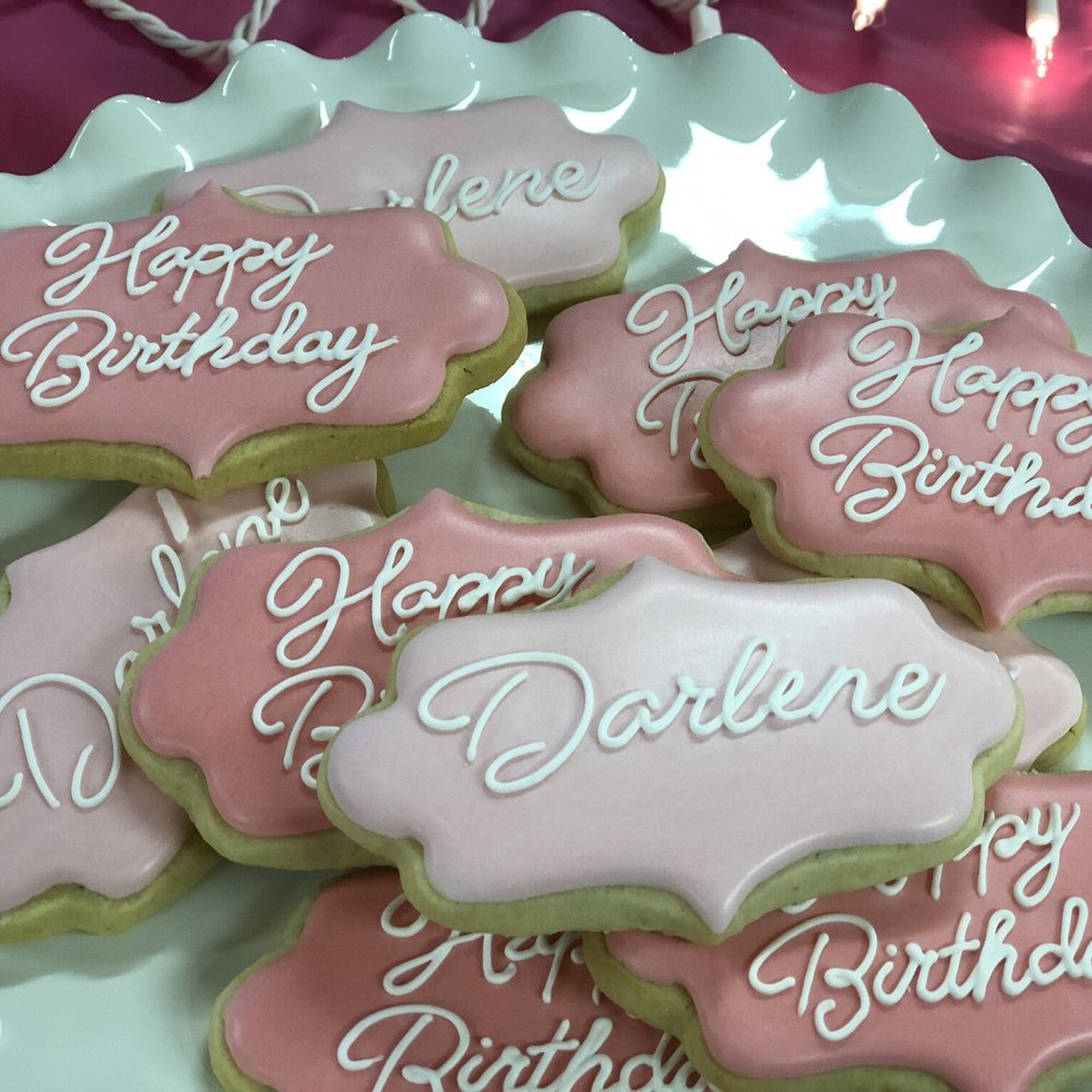 Samantha's Bakery & Cafe - Custom cookies - Bakeries Near Me - Arkadelphia, Arkansas
