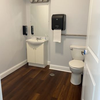 US Carpet and Flooring - Carpet Installation Near Me - Chicago, Illinois