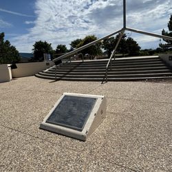 Helium Monument