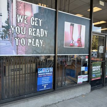 Big 5 Sporting Goods - ..... - Sporting Goods Near Me - Clovis, California