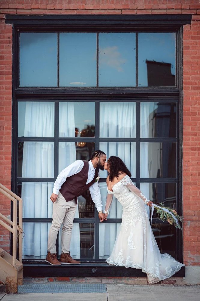 SOEL VENUE Updated October 2024 112 W Donegan St, Seguin, Texas