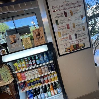 Fepo Cafe - Smoothies! - Coffee & Tea Near Me - New Haven, Connecticut