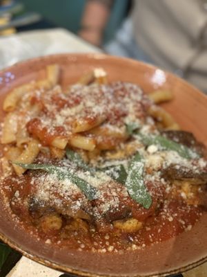 Pino's by null