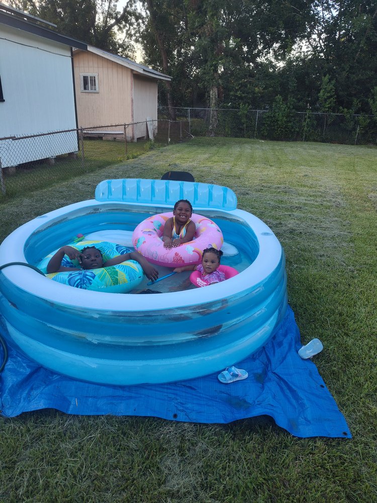 Shaprika's Home Pickup and Childcare - childcare center in Beaumont, TX