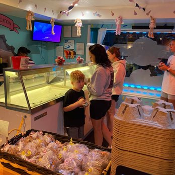 Scoop Affles - "Saturday night treates & rush!" - Ice Cream & Frozen Yogurt Near Me - Philadelphia, Pennsylvania Scoop Affles - "Saturday night treates & rush!" - Ice Cream & Frozen Yogurt Near Me - Philadelphia, Pennsylvania
