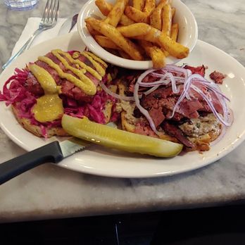 Perly's - Delis Near Me - Richmond, Virginia