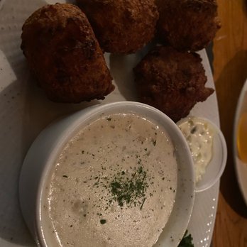 The Chieftain Pub - Clam cakes and chowder - Irish Near Me - Plainville, Massachusetts