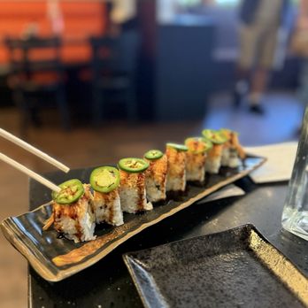 Sushi%AYCE/All You Can Eat - R18 Spicy Tuna Crunchy Roll/ Raw Fish - Sushi Bars Near Me - Seattle, Washington Sushi%AYCE/All You Can Eat - R18 Spicy Tuna Crunchy Roll/ Raw Fish - Sushi Bars Near Me - Seattle, Washington