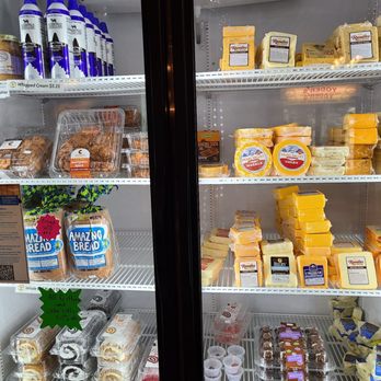 Spencer Farm Winery - Cheeses and some sweet stuff - Wineries Near Me - Noblesville, Indiana Spencer Farm Winery - Cheeses and some sweet stuff - Wineries Near Me - Noblesville, Indiana