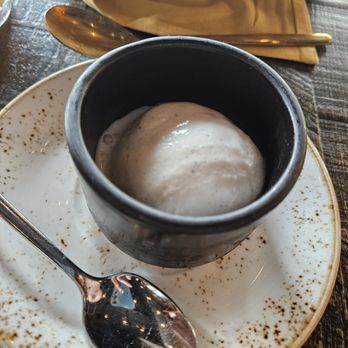GRANVILLE - Vanilla gelato - New American Near Me - Pasadena, California