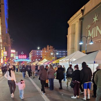 Holiday Lights Festival - The Holiday Lights Festival downtown on 11/28/2025. - Festivals Near Me - Reno, Nevada Holiday Lights Festival - The Holiday Lights Festival downtown on 11/28/2025. - Festivals Near Me - Reno, Nevada