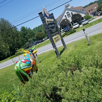 Piecasso - Front of the store. Pretty cool and funky - Pizza Near Me - Stowe, Vermont Piecasso - Front of the store. Pretty cool and funky - Pizza Near Me - Stowe, Vermont