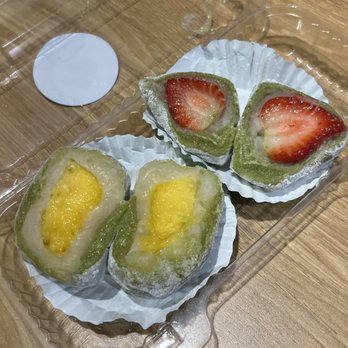 Matcha Ren - Fruit Wrapped Mochi - Ice Cream & Frozen Yogurt Near Me - Costa Mesa, California