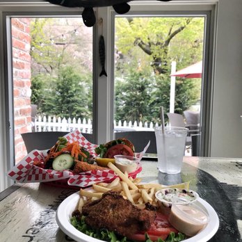 Bostwick's Chowder House - Seafood Near Me - East Hampton, New York Bostwick's Chowder House - Seafood Near Me - East Hampton, New York