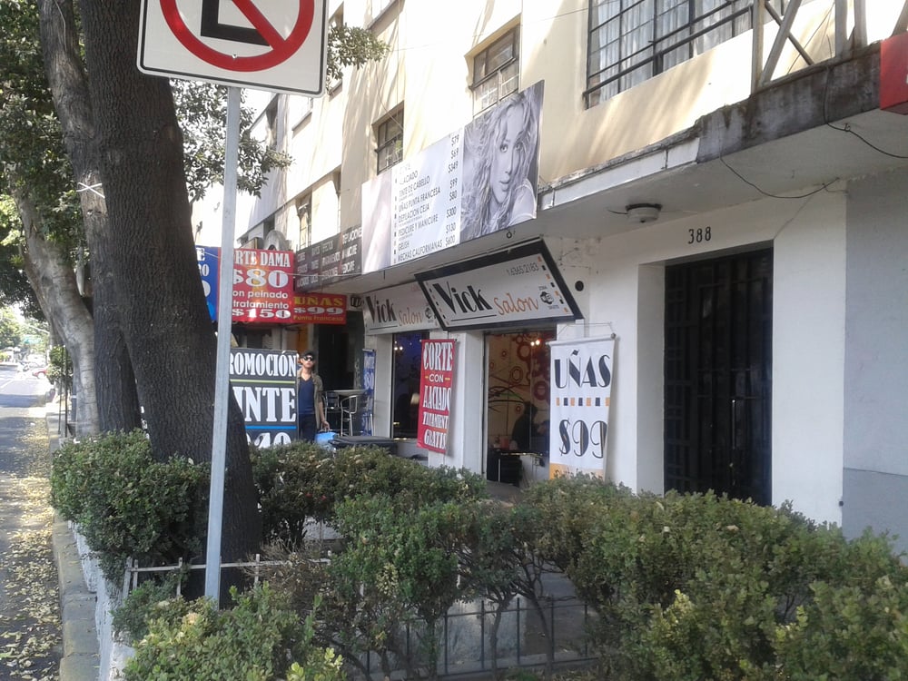 VICK SALÓN Av. Insurgentes Sur 388, México, D.F., Mexico Hair