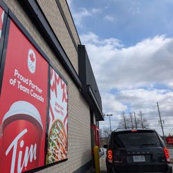 Tim Hortons - At the drive-thru