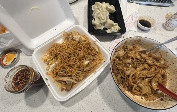Chef Hong by null
