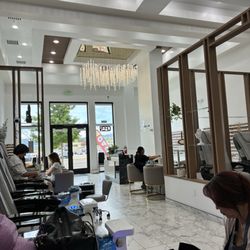 X Nail Spa - Entrance
