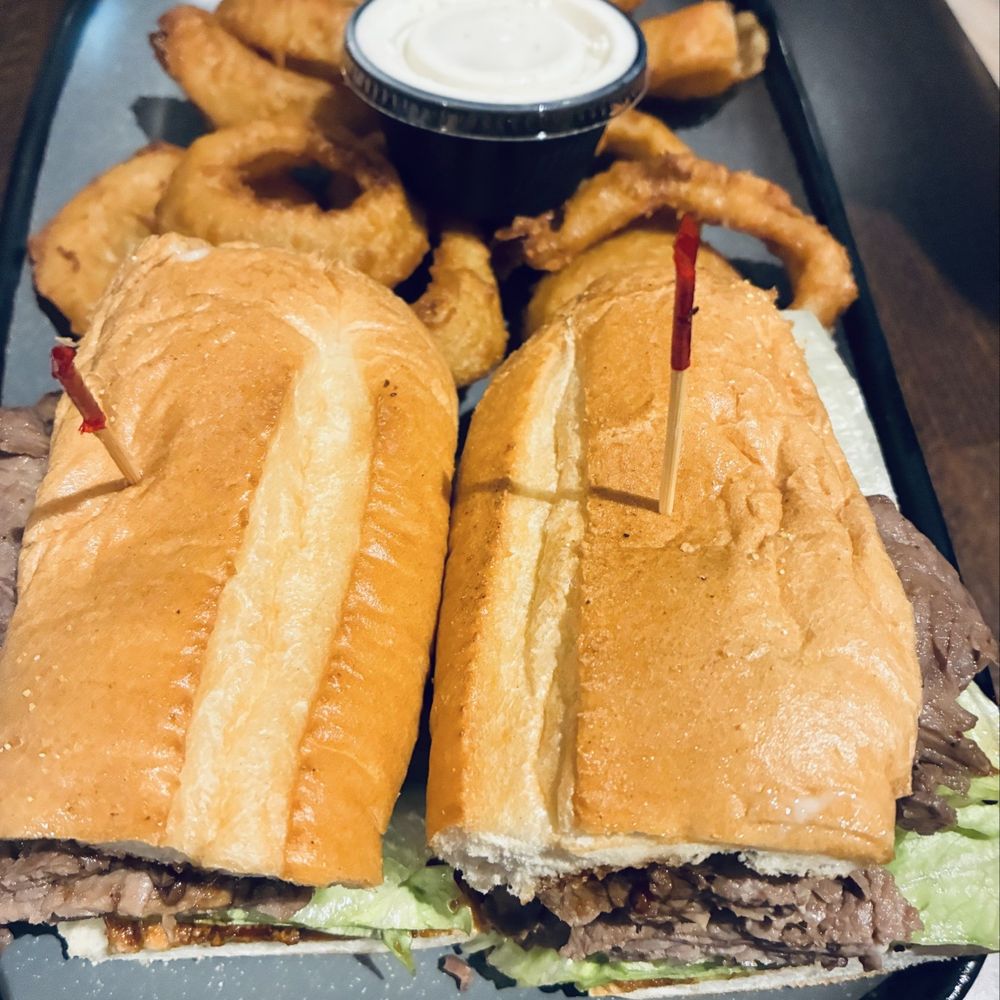 Gray's Tavern - Tri tip sandwich - Sports Bars Near Me - Turlock, California Gray's Tavern - Tri tip sandwich - Sports Bars Near Me - Turlock, California