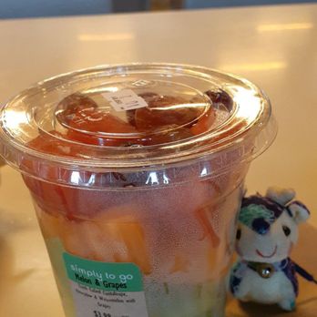 Torrance Memorial Yang's Cafe - Fruit cup. 9/30/25 - Cafes Near Me - Torrance, California Torrance Memorial Yang's Cafe - Fruit cup. 9/30/25 - Cafes Near Me - Torrance, California