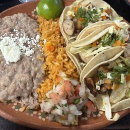 Fish taco meal Fish taco meal