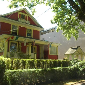 Douglas Guest House - Guest Houses Near Me - Vancouver, British Columbia