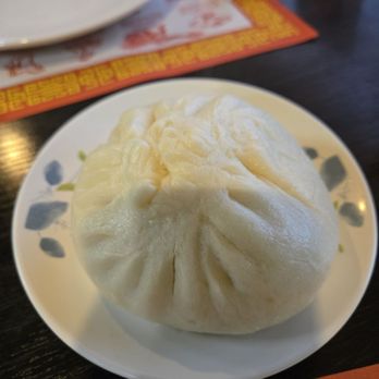 Tasty China - Pork steamed bun. Loving this one. Super soft inside. - Dim Sum Near Me - Ventura, California Tasty China - Pork steamed bun. Loving this one. Super soft inside. - Dim Sum Near Me - Ventura, California