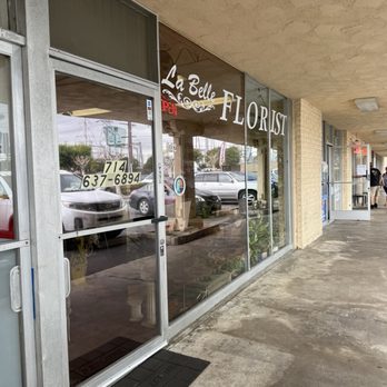 La Belle Orange Blossom Florist - Florists Near Me - Orange, California