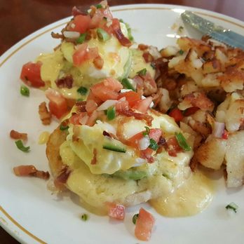 Popular Cafe - California egg Benedict.. and home fries my top choice! - American Near Me - Montclair, California Popular Cafe - California egg Benedict.. and home fries my top choice! - American Near Me - Montclair, California