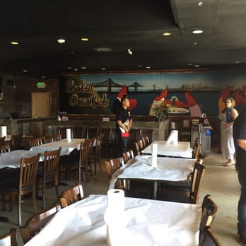 Rockin Crawfish - Great space. Just opened. Excited to be eating here! - Cajun/Creole Near Me - San Pablo, California