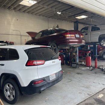 Main Automotive  - "Bays" in the Garage.... - Smog Check Stations Near Me - Santa Maria, California