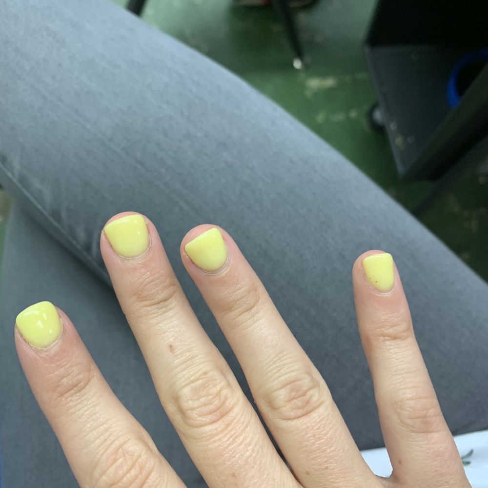 Top Style Nails Spa - Filed my ring finger and middle finger down to nothing AND THAT IS NOT ROUND - Nail Salons Near Me - Clifton, New Jersey