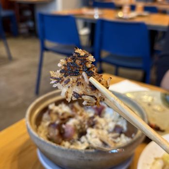 Happy Rice - Tri Mixed Cured Sausage,Meat,Duck Claypot Rice- - Chinese Near Me - Chicago, Illinois