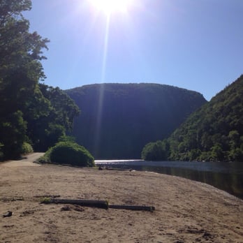 Delaware Water Gap National Recreation Area - Great view of the Gap from Kittatinny Point Access (canoe return point) - Parks Near Me - Bushkill, Pennsylvania Delaware Water Gap National Recreation Area - Great view of the Gap from Kittatinny Point Access (canoe return point) - Parks Near Me - Bushkill, Pennsylvania