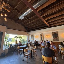 Indah Coffee - Inside