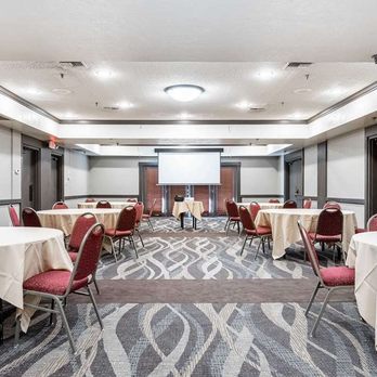 Desert Garden Inn - Meeting Room - Hotels Near Me - Saint George, Utah Desert Garden Inn - Meeting Room - Hotels Near Me - Saint George, Utah