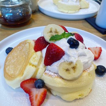 Flipper’s - Fresh Fruit Pancake ($19+) - Pancakes Near Me - New York, New York Flipper’s - Fresh Fruit Pancake ($19+) - Pancakes Near Me - New York, New York