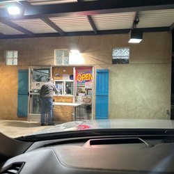 Guang Dong Chinese Restaurant - Window- lol