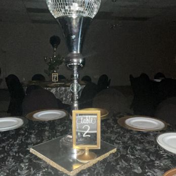 Hope&Rev’s Event Center - Table decor - Venues & Event Spaces Near Me - Houston, Texas
