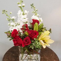 Williams Flower & Gift - Maple Valley Florist