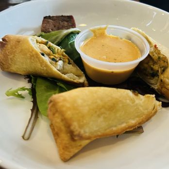 Dog Watch Mystic - Chicken Eggrolls - Barbeque Near Me - Stonington, Connecticut