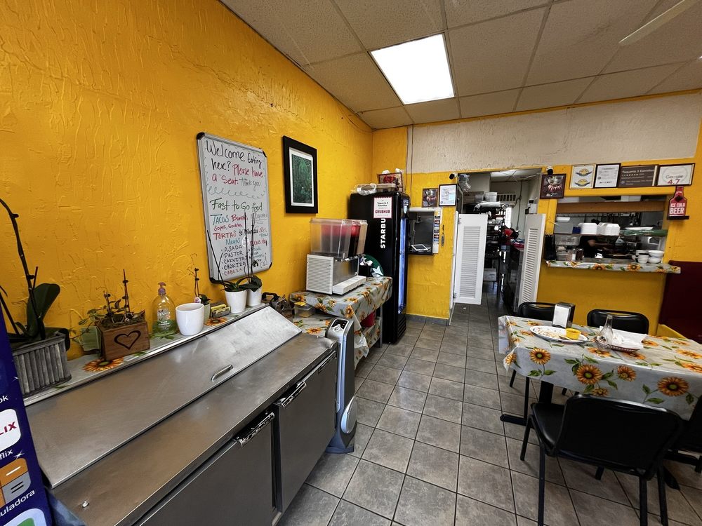 Taqueria & Estrellas