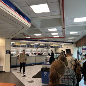 US Post Office - Monday morning. Nobody on the window. Kiosk broken.  Terrible service. - Post Offices Near Me - Chicago, Illinois
