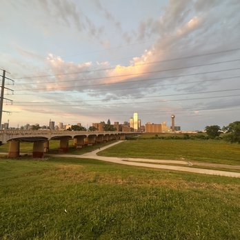 Trinity Overlook Park - Parks Near Me - Dallas, Texas Trinity Overlook Park - Parks Near Me - Dallas, Texas