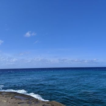 China Walls - Beaches Near Me - Honolulu, Hawaii China Walls - Beaches Near Me - Honolulu, Hawaii