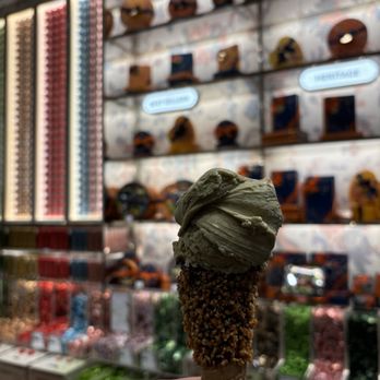 Venchi - Gourmet baby cone with pistachio - Gelato Near Me - San Diego, California
