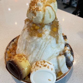 Meet Fresh - Pudding & Q Mochi Milk Shaved Ice ($16.50) - Desserts Near Me - Tigard, Oregon Meet Fresh - Pudding & Q Mochi Milk Shaved Ice ($16.50) - Desserts Near Me - Tigard, Oregon