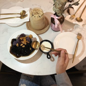Sugar Miss Tea Cafe - Herbal grass jelly with taro balls - Desserts Near Me - Brooklyn, New York Sugar Miss Tea Cafe - Herbal grass jelly with taro balls - Desserts Near Me - Brooklyn, New York