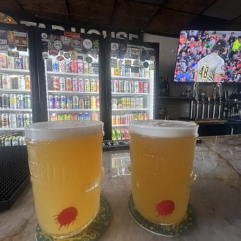 Lemon City Taphouse - Pubs Near Me - Lemon Grove, California