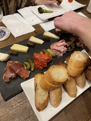 The Bier & Cheese Collective by null